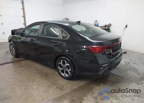 2019 Kia Forte Lxs z USA, uszkodzony, nr VIN 3KPF24AD1KE133874